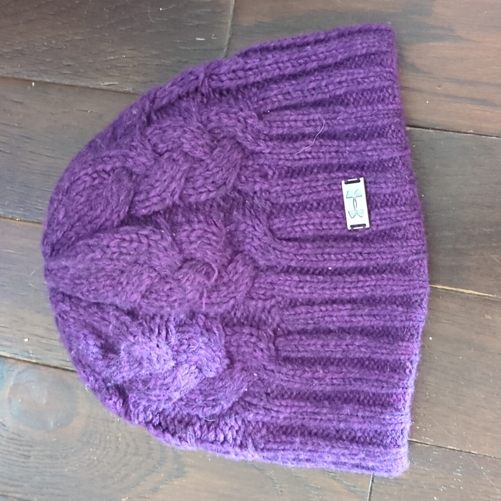 Under armour toque women's